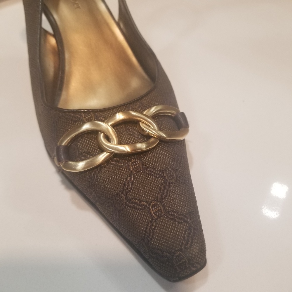 Etienne Aigner kitten heels size 6.5